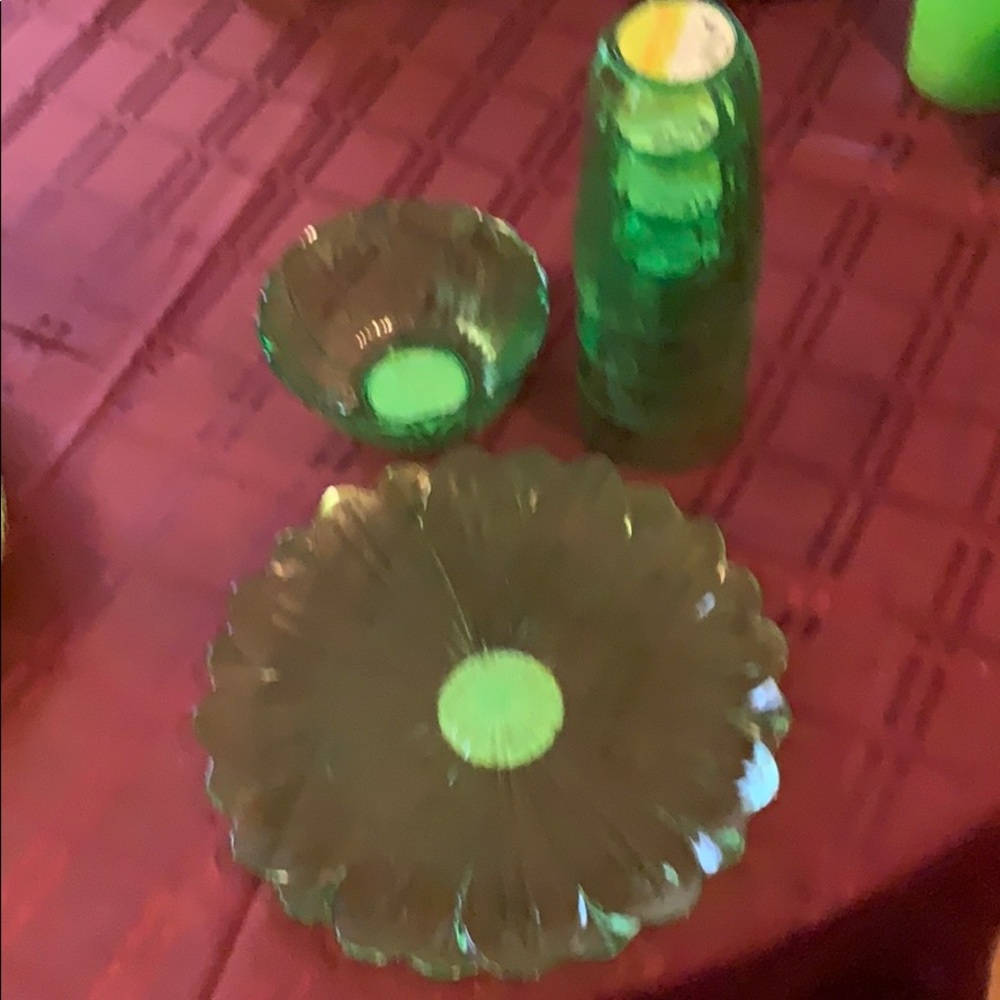 Complete outdoor dinnerware set - Picture 7 of 9